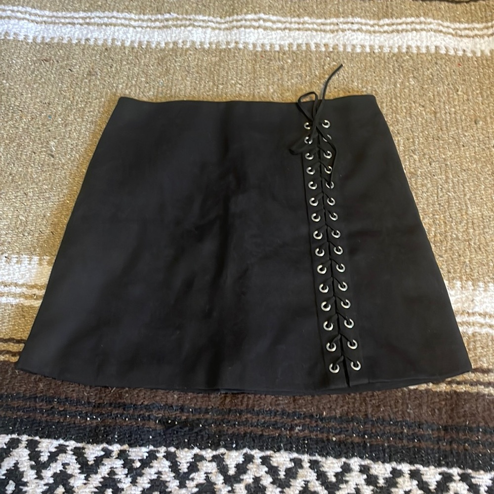 Black skirt